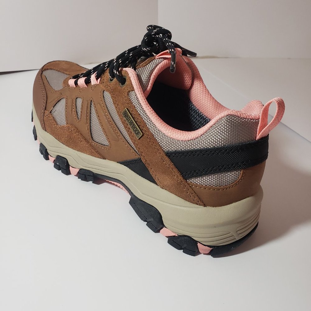 Outdoor Footwear, Sketchers, Brown, pink, laced sneakers, size 8